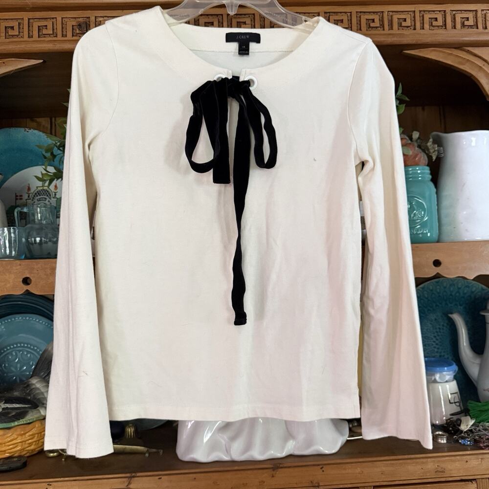 J. Crew Womens Ivory w Black Velvet Bow Tie Top‎ Sz XS Long Sleeves Quiet Luxury